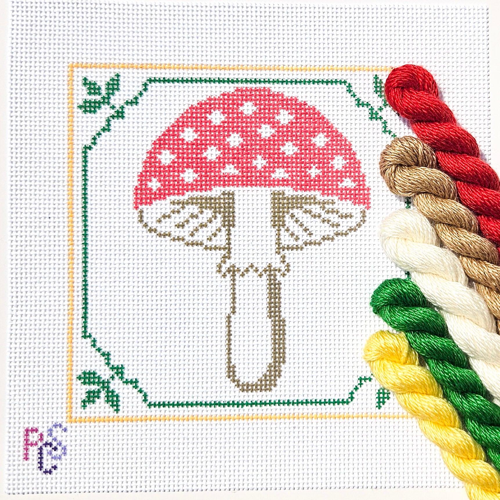 woodland-toadstool-mushroom-needlepoint-kit-13-mesh_Silk_and_Ivory